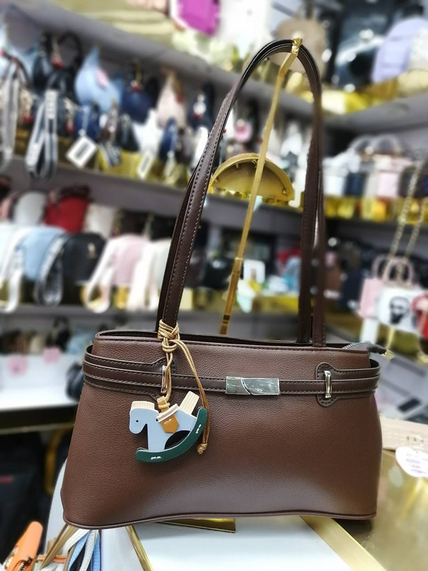 کیف دوشی زنانه خارجی با ضمانت کد 900